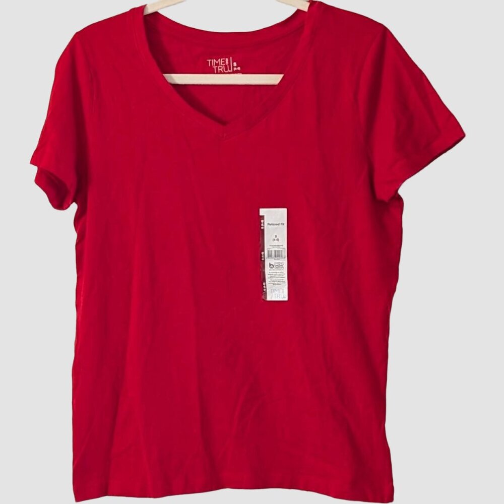 Red V Neck Tee NWT Size Small Classic Basic Everyday Top Relaxed Fit